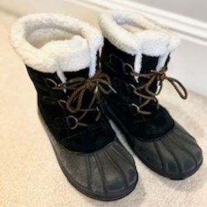 Snow boots, Youth Size 6